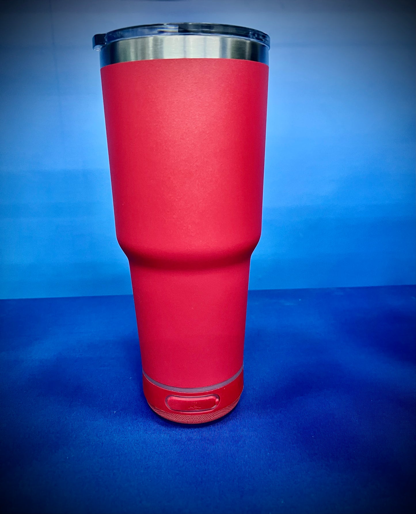30 OZ RED TUMBLER WITH SPEAKER