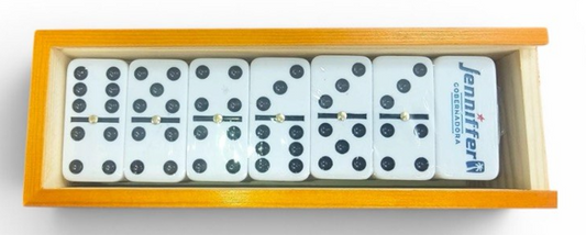 JENNIFFER GOBERNADORA DOMINOES